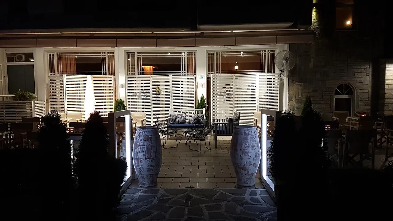 Athina Resort Asprovalta 2*,